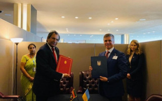 Безвіз для дипломатів: Україна і Шрі-Ланка підписали угоду