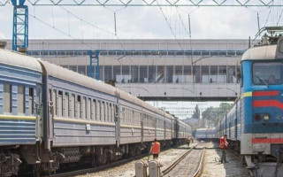 Трагедія на Харківщині: 45-річний чоловік кинувся під потяг