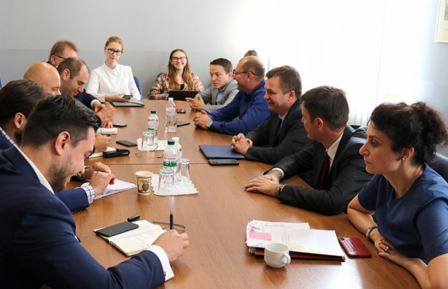 «Аномально низька ціна» у тендері: як протидіяти ціновому демпінгу