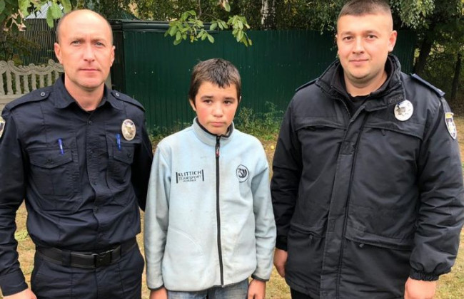 Два дні переховувався в очереті: на Київщині провели спецоперацію з пошуків хлопця