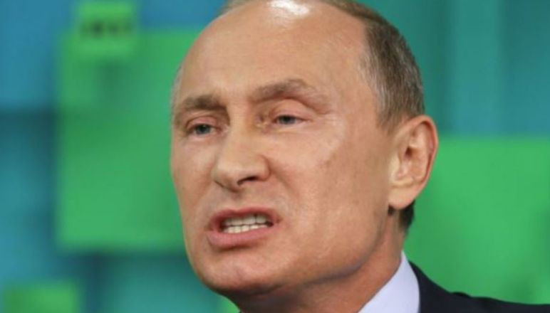 Сенцов объяснил, отдаст ли Путин Крым