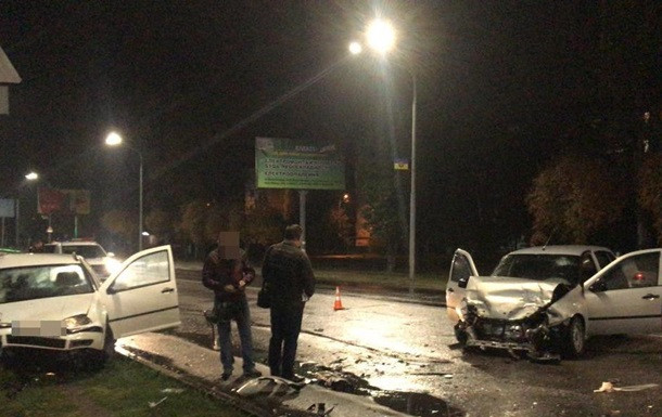 Пьяный коп в Днепропетровской области устроил ДТП: много пострадавших