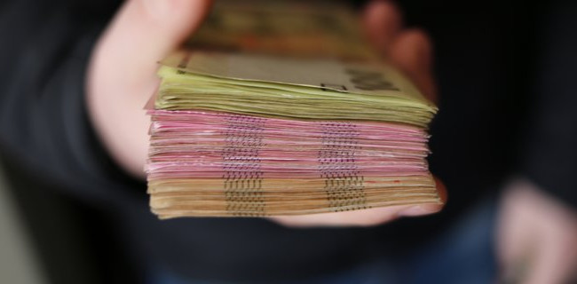 Вилучення дрібних монет: як округлювати зарплату, виплачувану готівкою