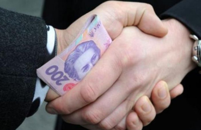 «Вирішували» земельні питання: до ВАКС направили справу щодо чиновників з Сумщини