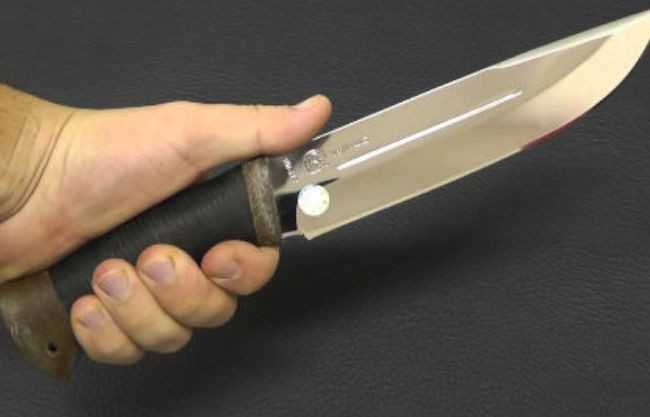 Нанес 25 ударов ножом: под Киевом зарезали мать троих детей