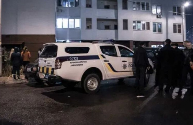 Трагедия в Киеве: подросток выпрыгнул с балкона многоэтажки