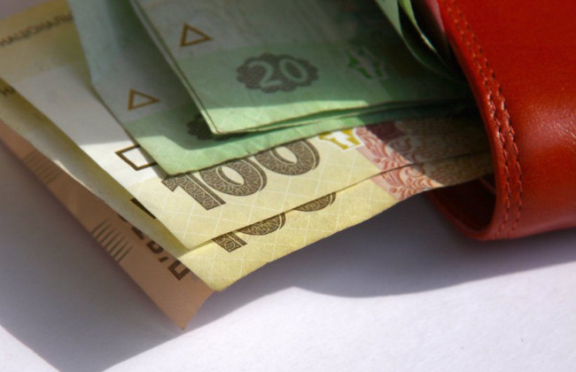 На сколько вырастет зарплата в 2020 году: назван размер повышения