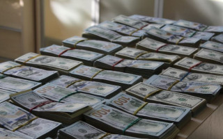 Ввозили іноземні товари без сплати мита: СБУ вилучила у зловмисників 600 тисяч доларів