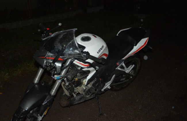 ДТП на Закарпатье: 18-летний мотоциклист сбил насмерть мужчину