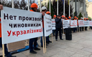 Зеленського закликають захистити Миколаївський порт від Укрзалізниці