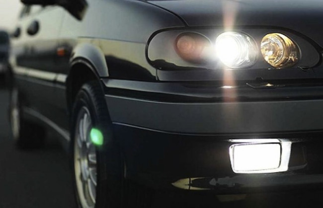 Штраф и лишение прав: какое наказание грозит водителям за неправильный свет фар