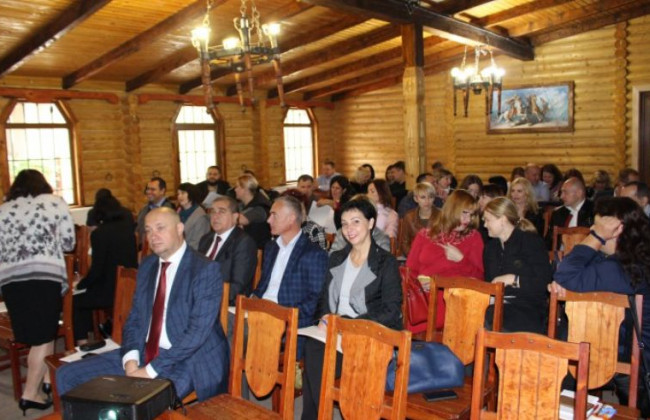 Судді обговорили «Принципи суддівської етики відповідно до міжнародних стандартів»