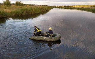 Пыталась спасти телефон и погибла: в Марганце утонула девочка