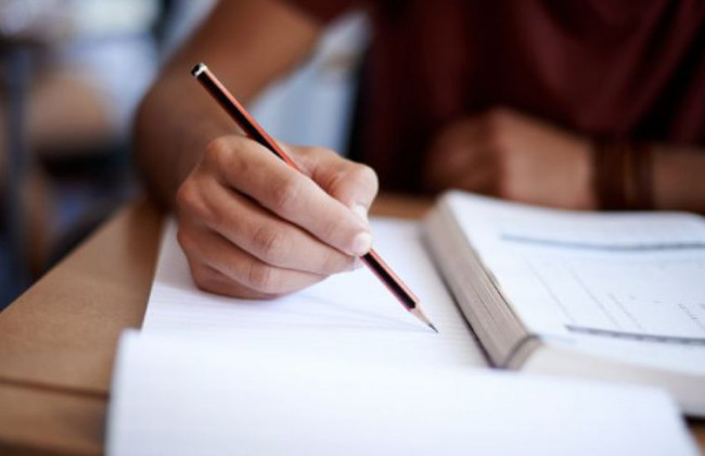 С 25 октября прекращается работа аттестационных комиссий по проверке знаний украинского языка