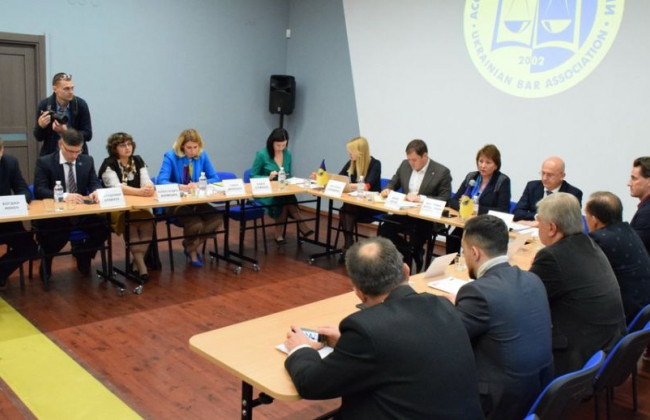 Судді й експерти дали оцінку законопроекту №1008