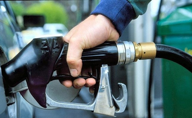 Зміни щодо адміністрування пального: у Зеленського розповіли подробиці