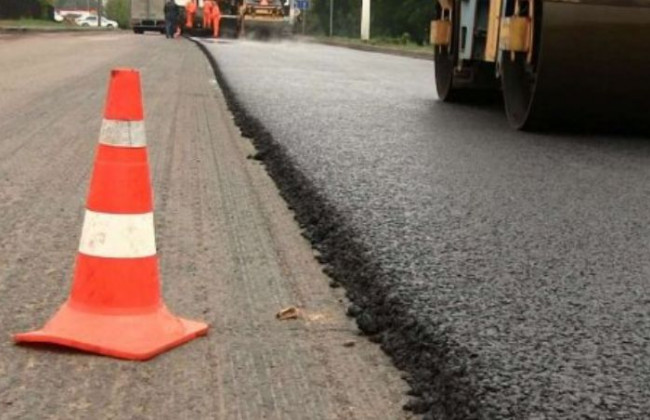 Розкрадали кошти на ремонті доріг: перед судом постануть голови трьох сільрад