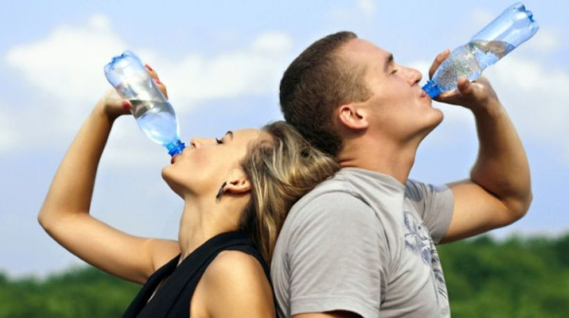 Как правильно пить воду: советы специалистов