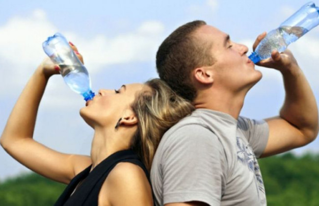 Как правильно пить воду: советы специалистов