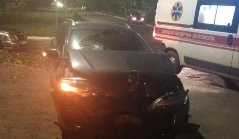 На Львівщині п’яний водій протаранив швидку: є фото