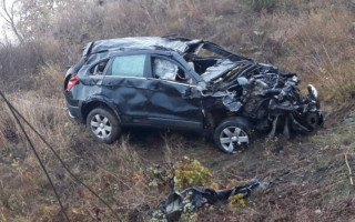 Внедорожник вылетел с моста: под Кропивницким произошло серьезное ДТП