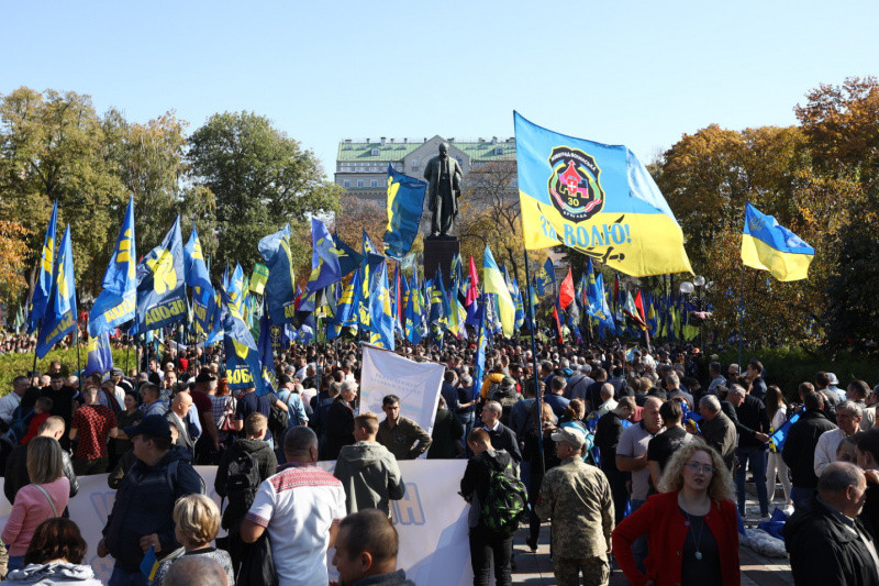 В Киеве начался традиционный марш УПА, видео