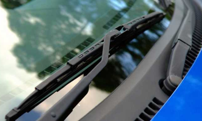 ТОП-5 советов, как продлить жизнь автомобильных дворников