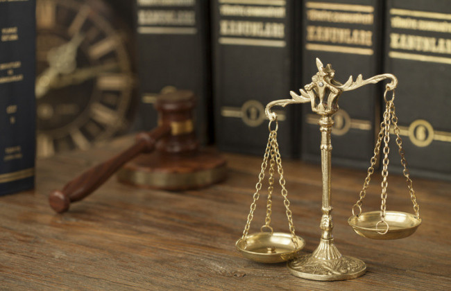 Суд в Латвії ухвалив рішення щодо конфіскації грошей екс-чиновників з України