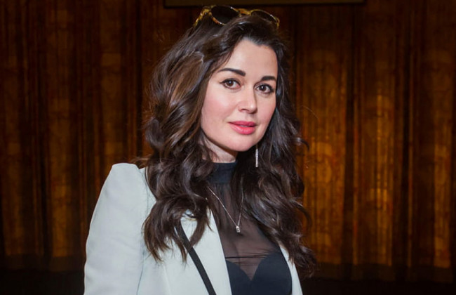 Семья Заворотнюк впервые рассказала о болезни актрисы, а на создателей «Битвы экстрасенсов» подали в суд