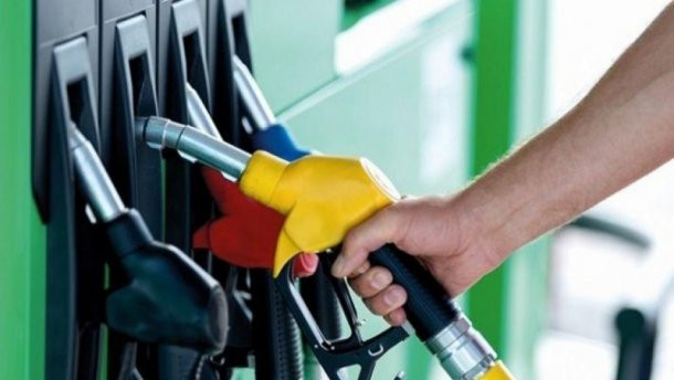 Украинские АЗС получат официальное право разбавлять бензин