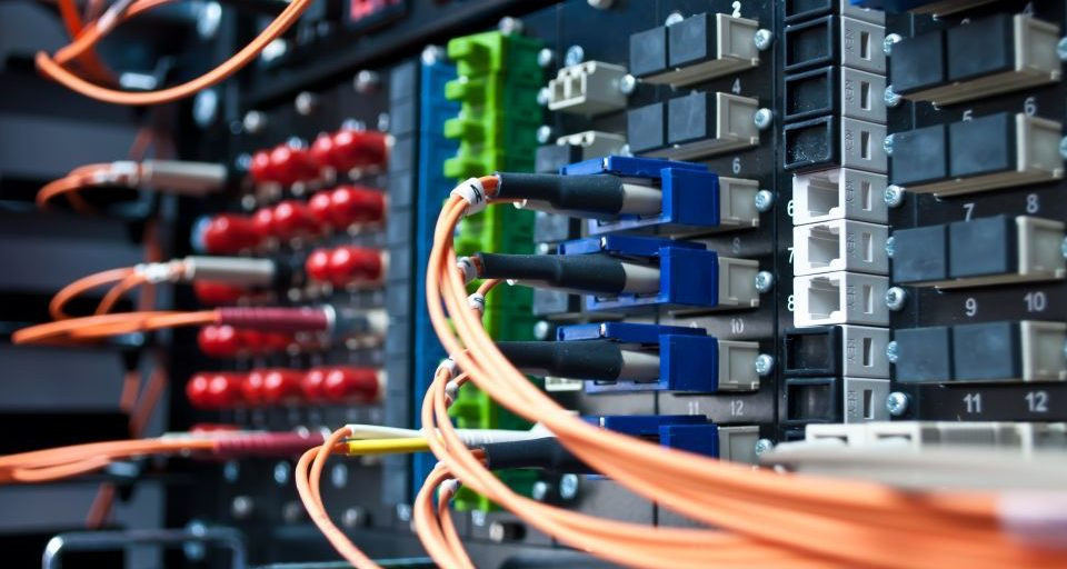 Викрадення кабелю зв’язку потягне на 10 років з конфіскацією майна: законопроект №2235