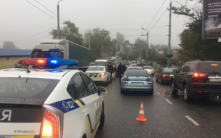 В Одессе столкнулись сразу шесть автомобилей: есть пострадавшие