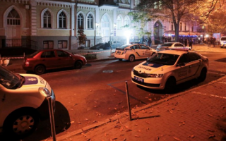 Мощный взрыв в центре Киева: появилось видео с камер наблюдения