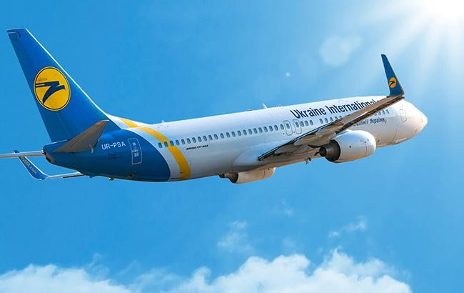Одна з найбільших авіакомпаній в Україні скорочує рейси: що відомо