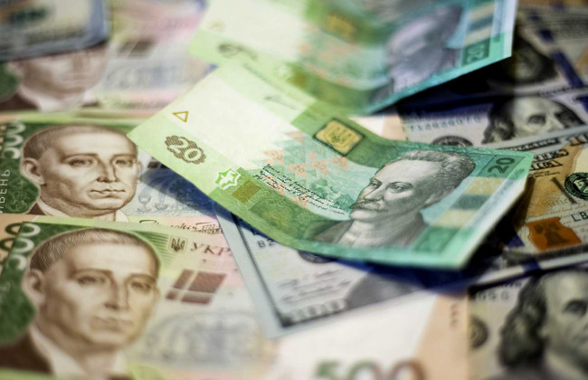 Зарплаты в Украине: стало известно, как будет расти оплата труда