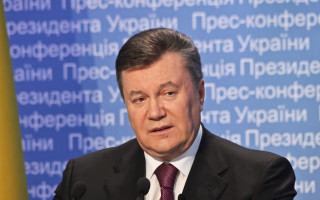Лишение Януковича звания президента: КСУ проведет заседание