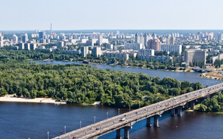В столичном парке обнаружили опасную находку: фото с места ЧП