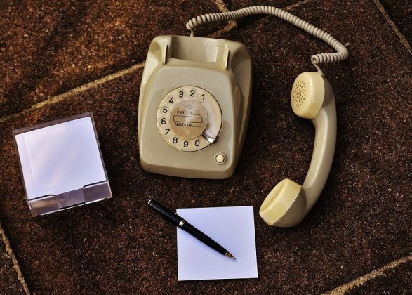 Подзвонив на «103» 47 тисяч разів: на Донеччині чоловіка помістили до психлікарні