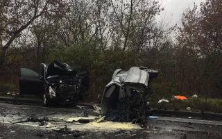Машину розірвало надвоє: у Києві сталася смертельна ДТП, є фото