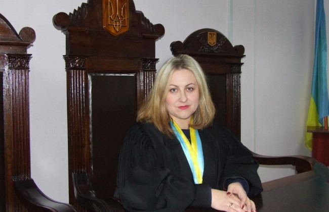 Судью-блогера Александру Жуковскую подвел Viber