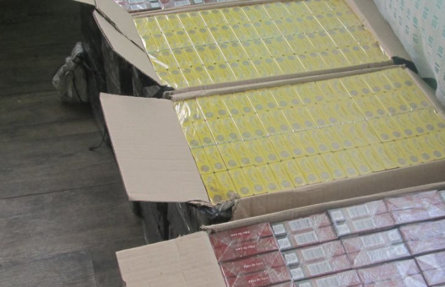 Замішаний в оборудках з тютюновими виробами: перед судом постане екс-прикордонник