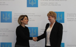 НАЗК та Антикорупційна ініціатива ЄС проведуть соцопитування щодо корупції в Україні