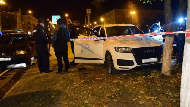 Убил водителя в ответ на замечание: в Мариуполе копы задержали пешехода