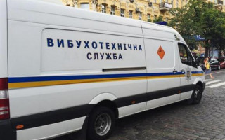 Повідомив про «мінування» усіх підстанцій швидкої у Києві: зловмисник постав перед судом