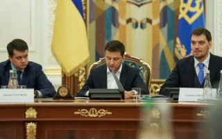 Пенсія через смартфон: Зеленський доручив запровадити новий сервіс