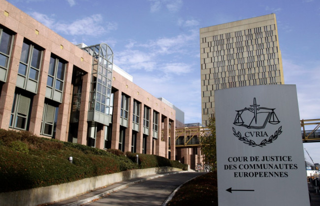 Польські закони 2017 року щодо зниження віку виходу на пенсію суддів та прокурорів суперечать законодавству ЄС