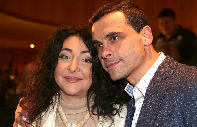 Суд отказался разводить Лолиту с мужем, а маму Бритни Спирс обвинили в убийстве: новости шоубиза