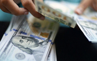 Требовала $30 000: в Киеве задержали работницу НБУ