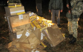 8000 пачек сигарет: пограничники обнаружили контрабанду на российско-украинской границе