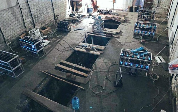 На Львівській залізниці виявили «ферму» біткоїнів, яка крала електроенергію в УЗ